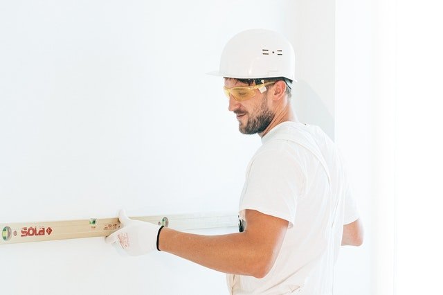 Цены на услуги гипсокартонщика в Эстонии - WorlDinfo